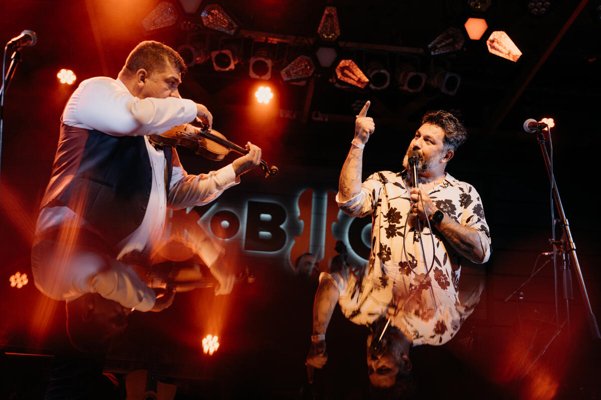 KOBUCI_BUDAPEST_BAR_BUDAPEST_KLEZMER_BAND_2026_06_24_HJL_09679.jpg